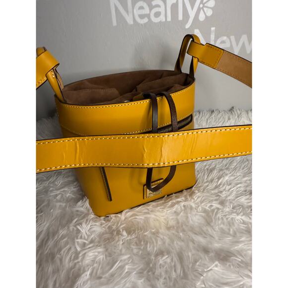 DOONEY & BOURKE Yellow Beacon Drawstring Shoulder Bag Purse - Picture 10 of 13